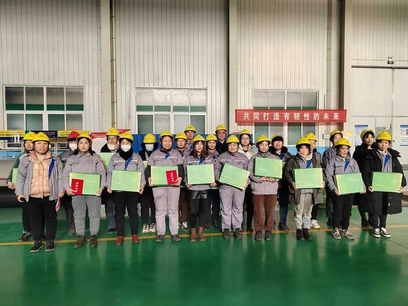 長青金屬熱噴涂公司慶祝三八婦女節(jié)