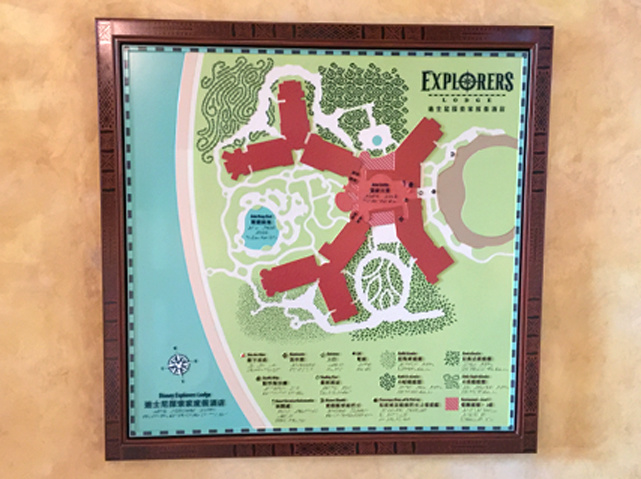 Accessible tactile map combining visuals and braille