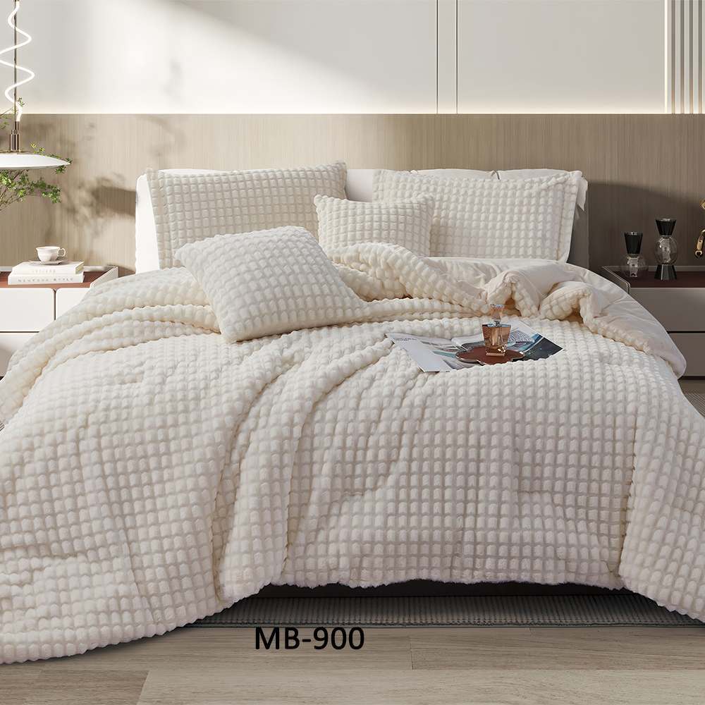 MB-900
