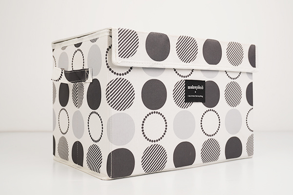 Dot storage box