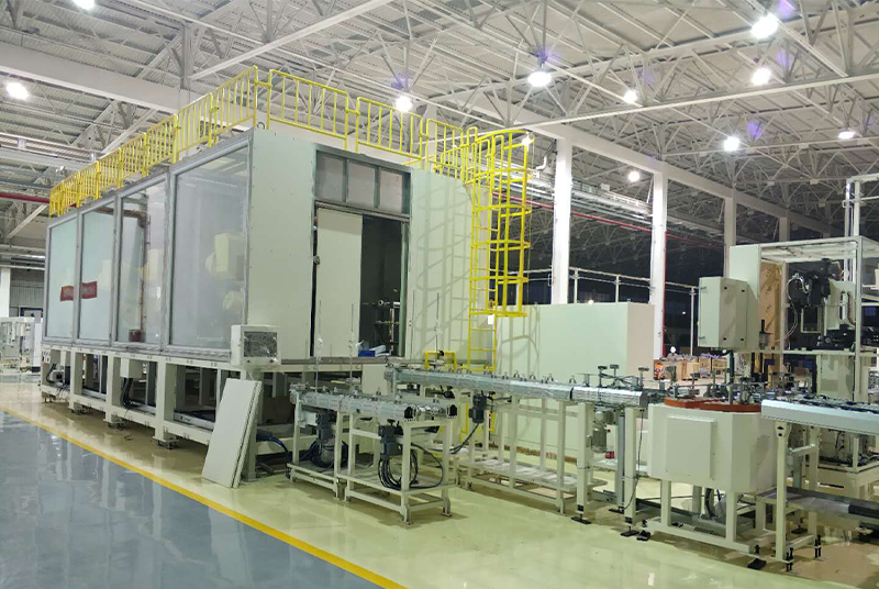 Three-cylinder engine parts robot flexible cleaning machine