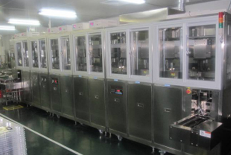 Automatic optical glass panel cleaning and drying system
