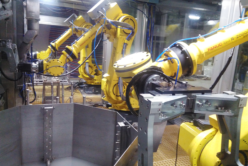 Robot cleaning manipulator