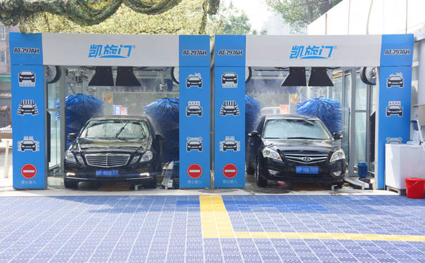 凱旋門全自動(dòng)洗車設(shè)備