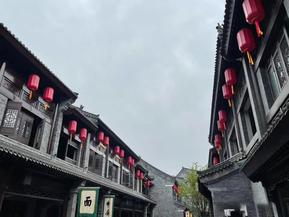 星欧娱乐木基中式仿古节能门窗为莒国古城添彩_星欧娱乐-高端门窗,户外木制品