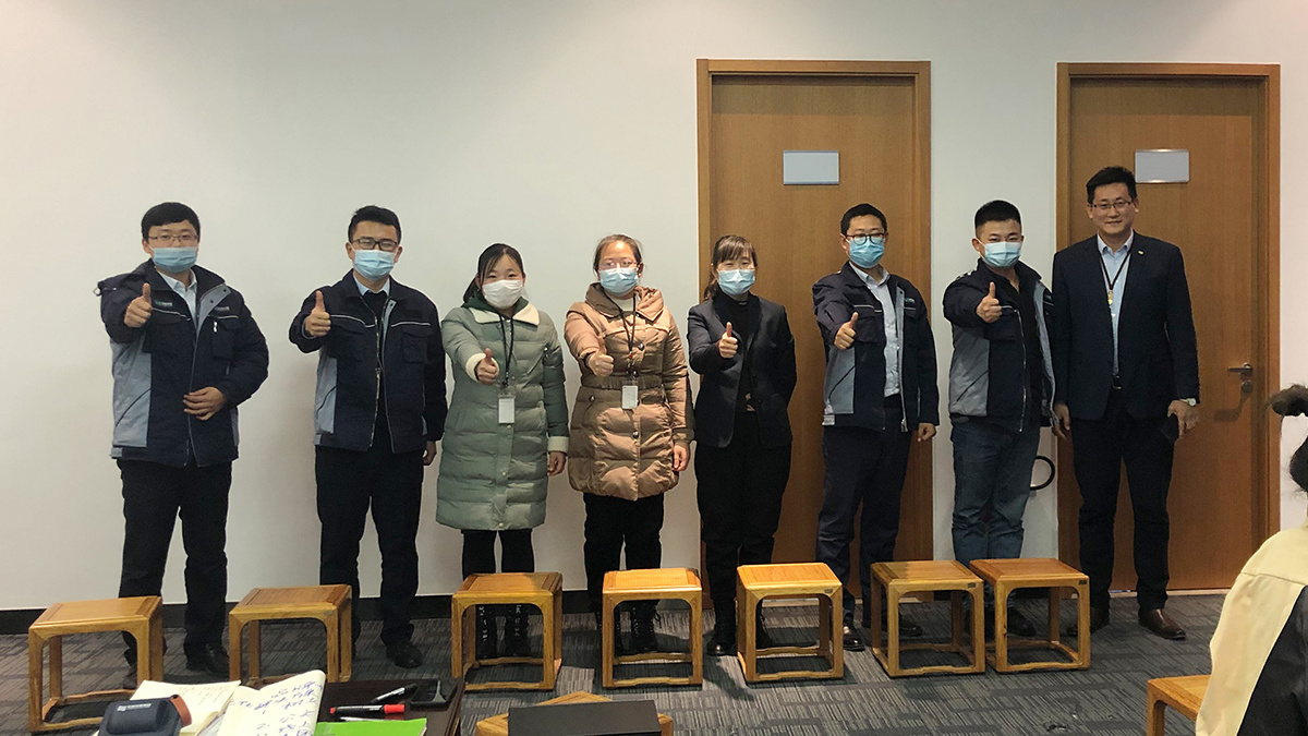 星欧娱乐木基谋划剖析会&战略共识会钻研顺遂开展_星欧娱乐-高端门窗,户外木制品