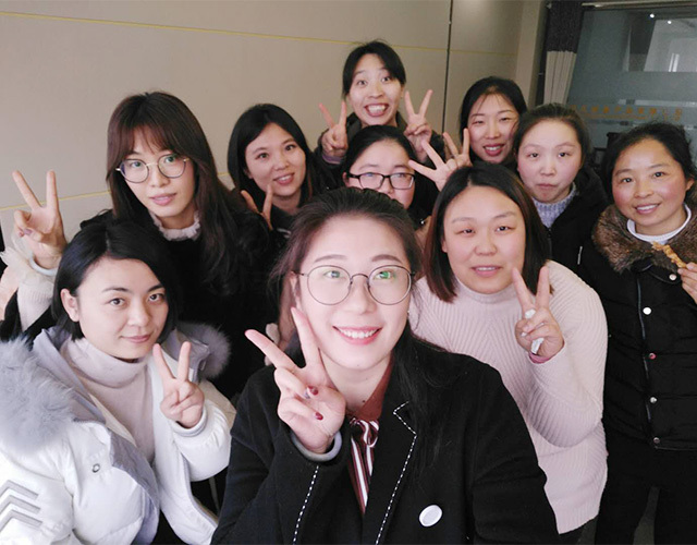 Warmly congratulate the company website officially launched!
