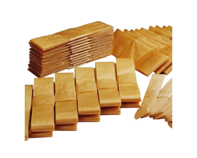 Natural dried hog sausage casing