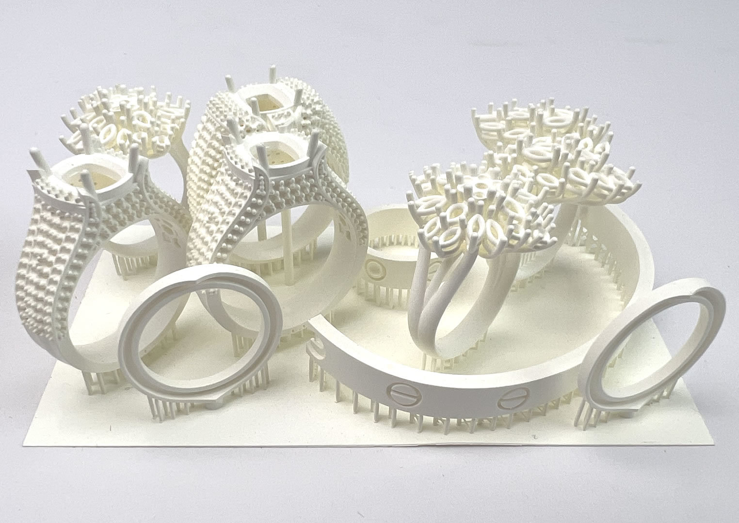 UR(CLIP) or MJP - Competition for Speed, Surface and Casting