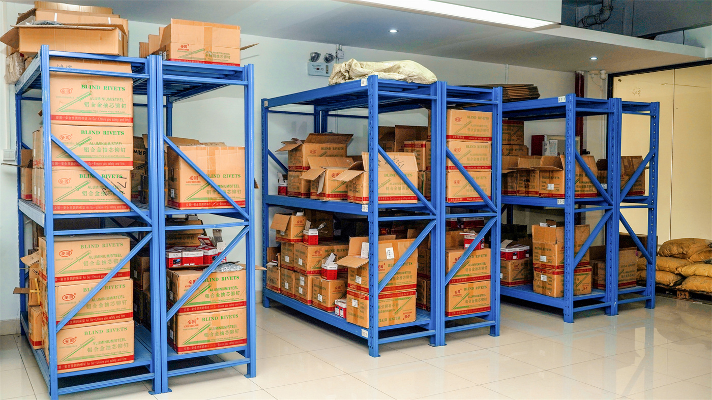 Xem nội thất nhà máy