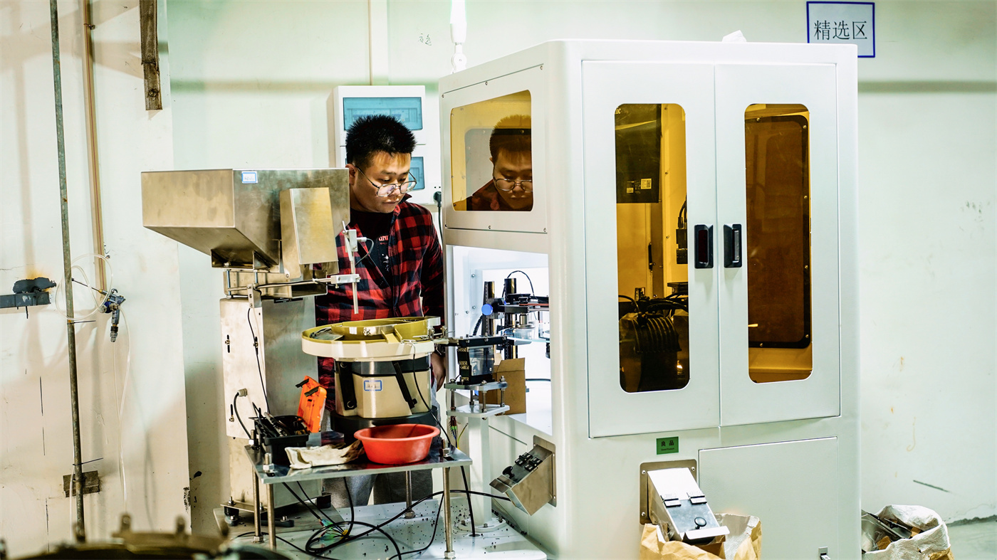 Xem nội thất nhà máy