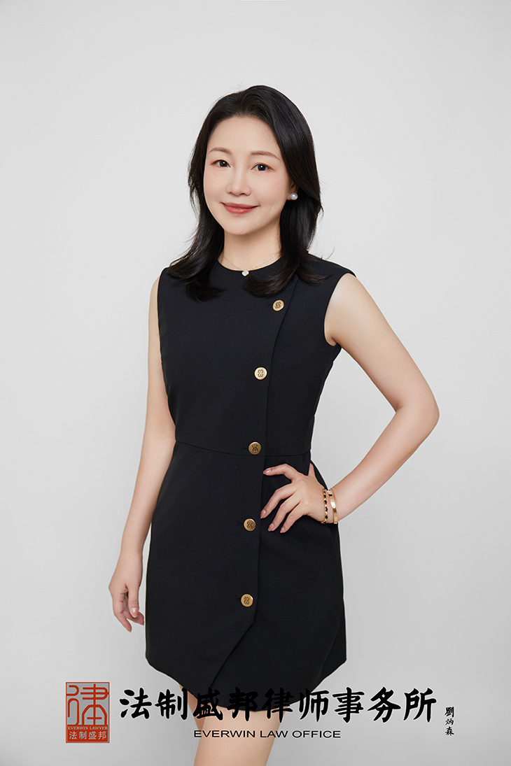 潘彩丽 潘彩丽