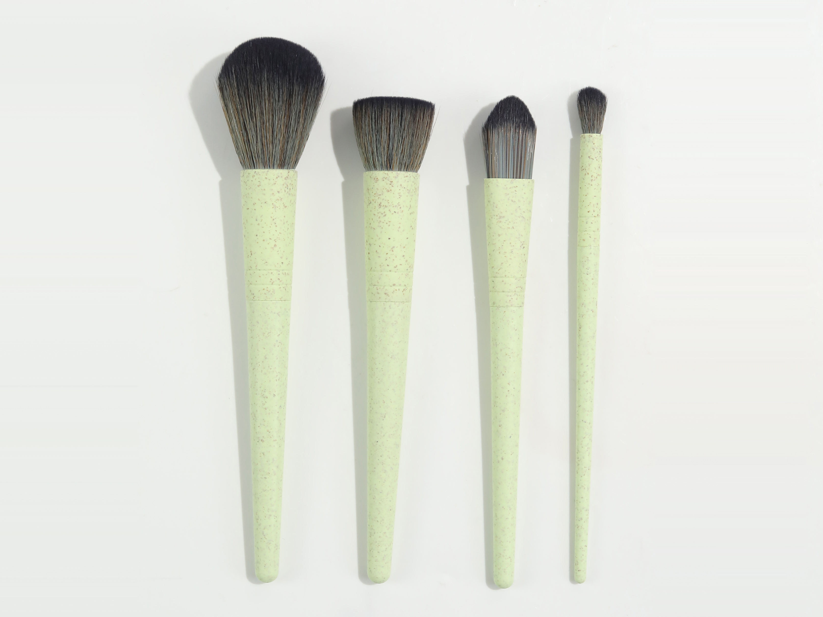4PC Green Sustainable Makeup Brushes
