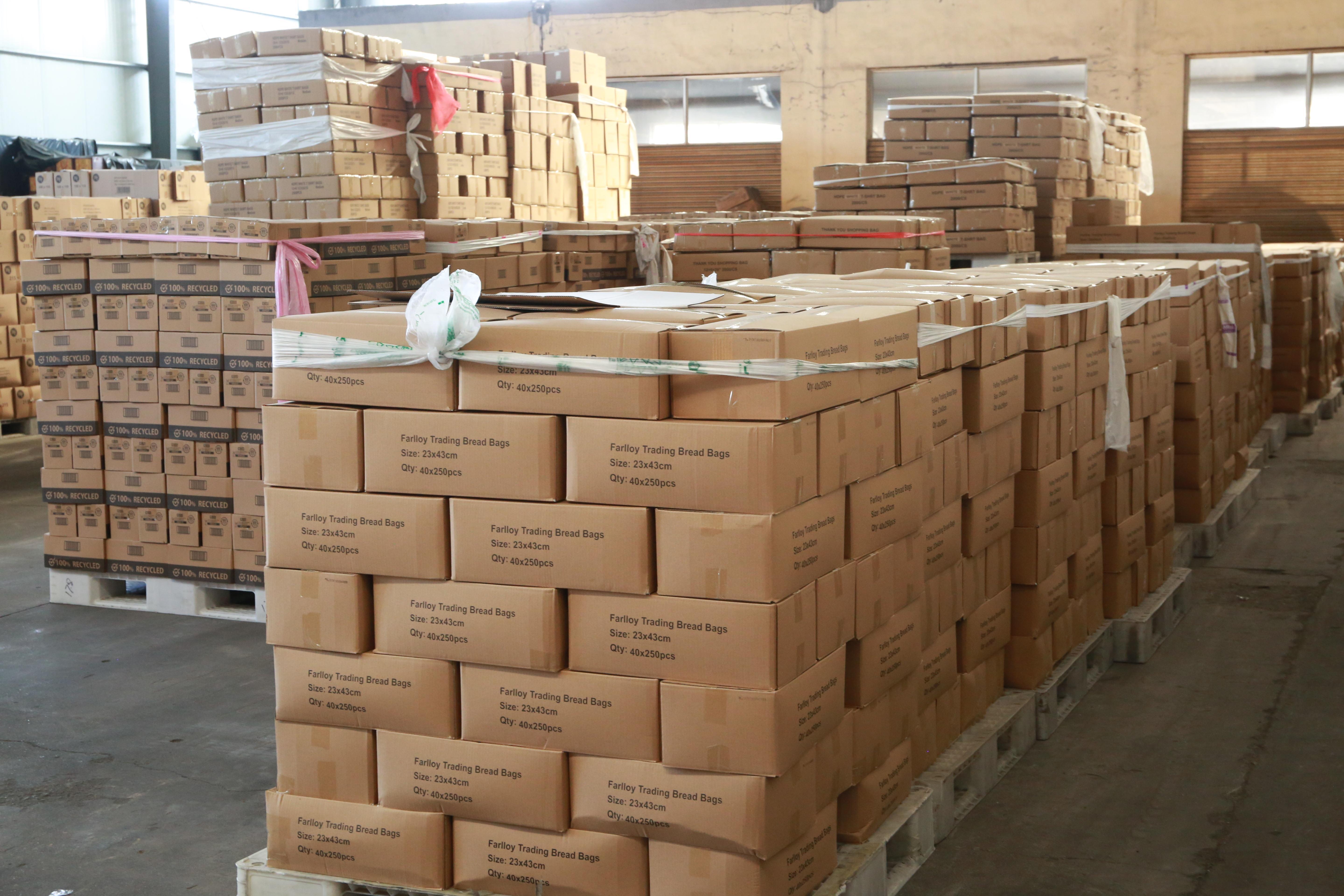 Warehouse display5