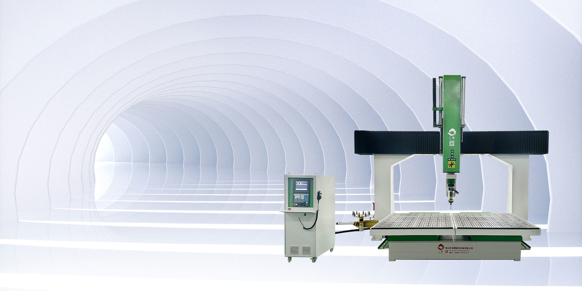 Large five-axis double-station engraving machine
