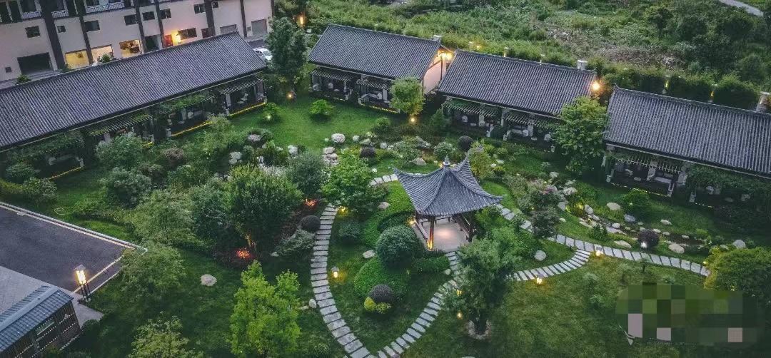 Pingbian Shepherd River Landscape Resort Hotel