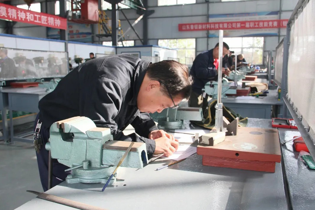 決戰(zhàn)四季度 打好收官戰(zhàn)丨魯銀新材第一屆職工技能競(jìng)賽圓滿(mǎn)落幕